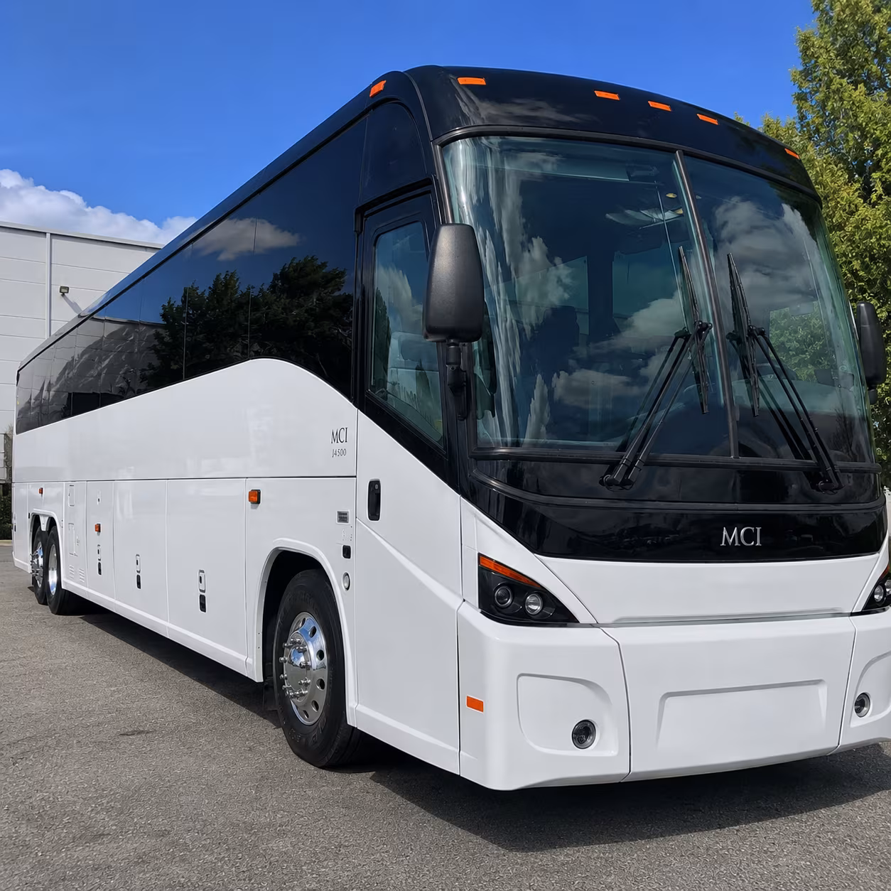 book a bus for your next sporting event 1