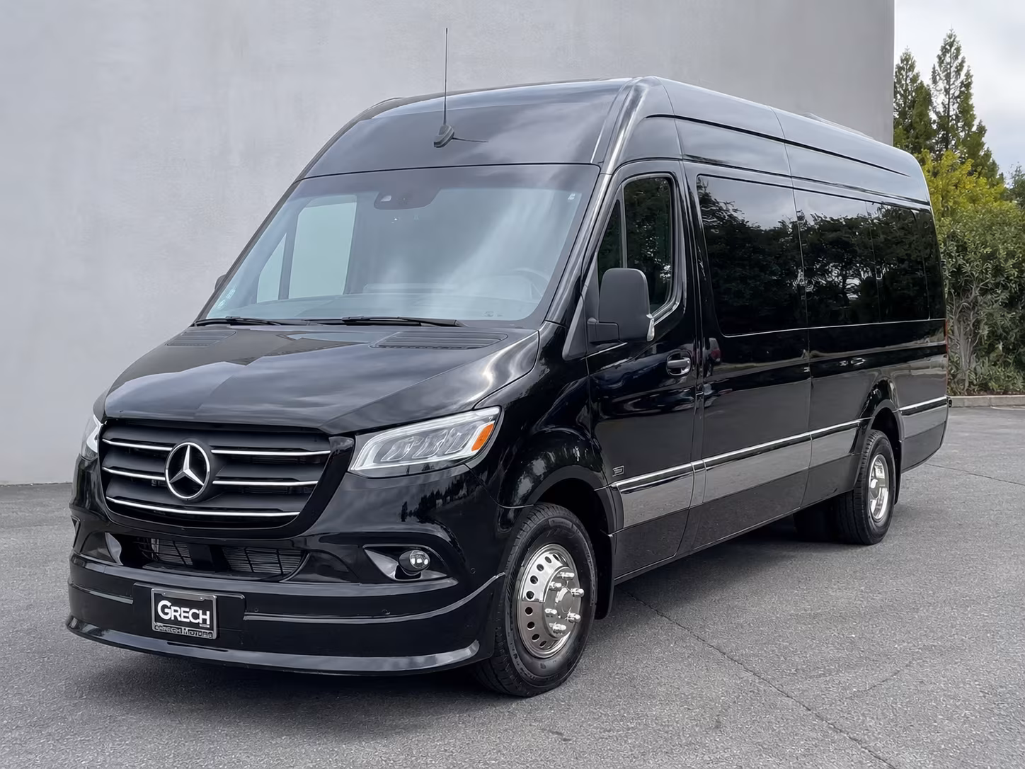 sprinter van and minibus rentals for mcallen corporate meetings and client events